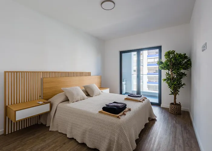 Modern Da Rocha,terracos Da Ciudade Portimão